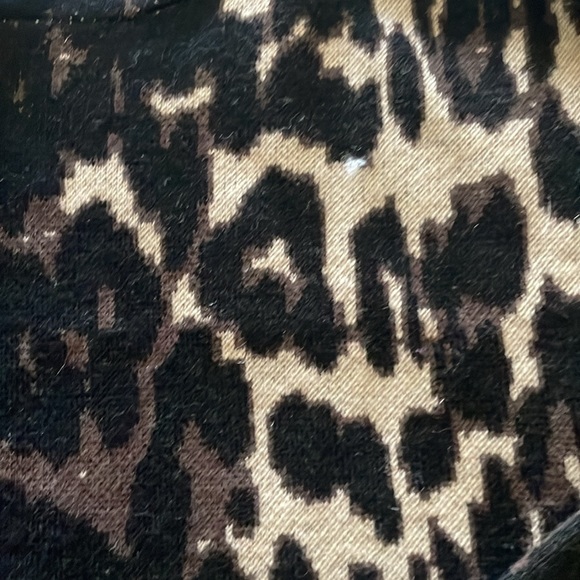 Revolve leopard print sweater - Picture 3 of 3